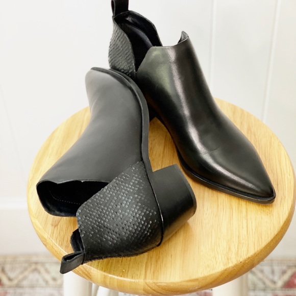 dolce vita sonni block heel booties